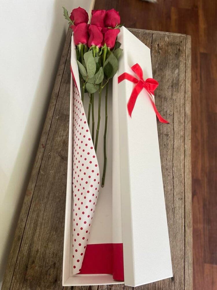 1/2 Dozen Red Rose Box